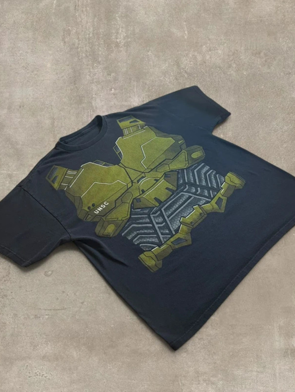 Vintage 2000’s Halo Master Chief Armor Graphic Shirt Fits Mens Large Black Tee
